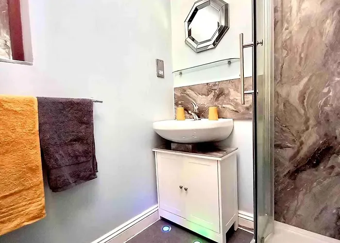 The Hanham Retreat 布里斯托